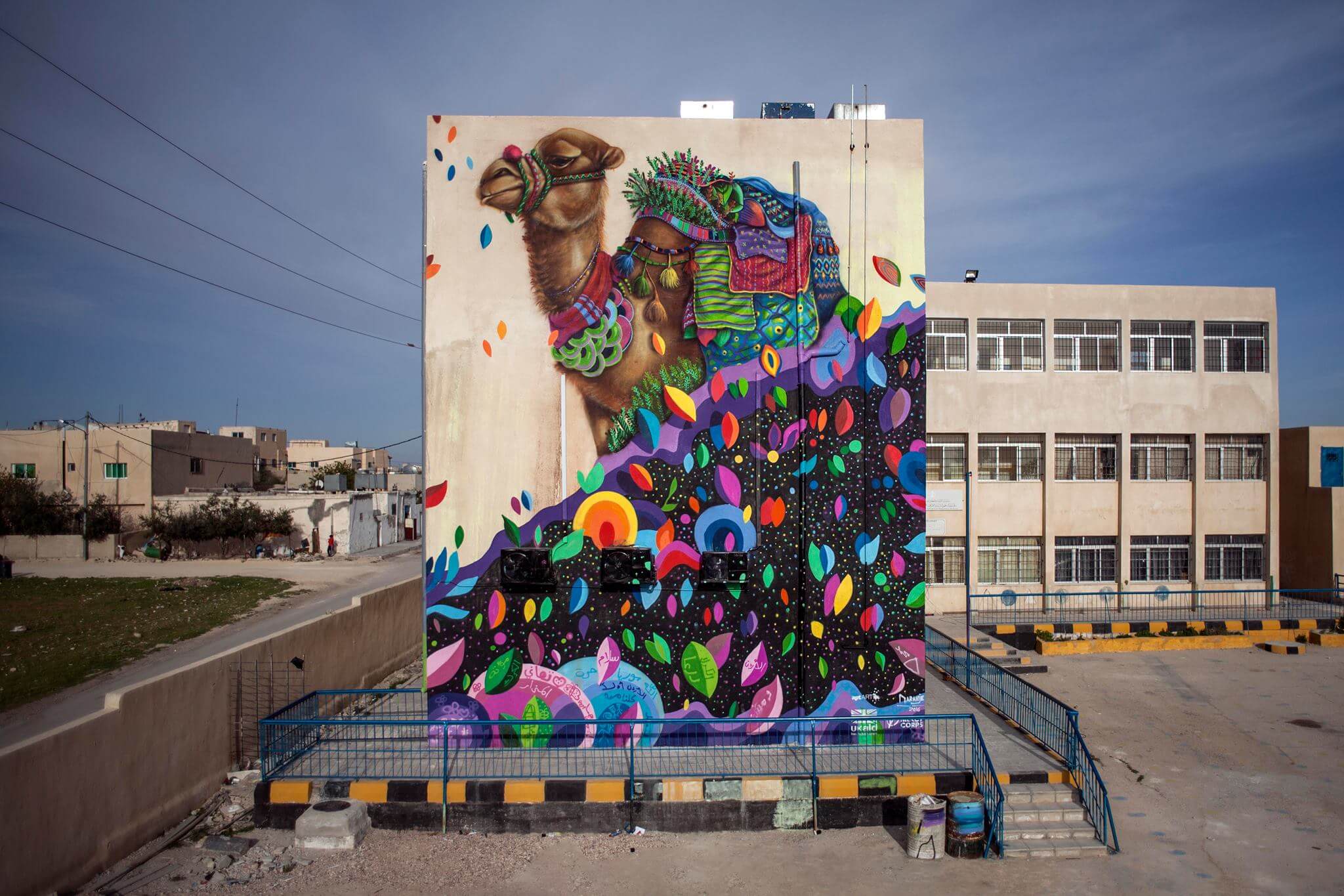 Street artist Ernesto Maranje brings his colourful animals to Jordan, 2016