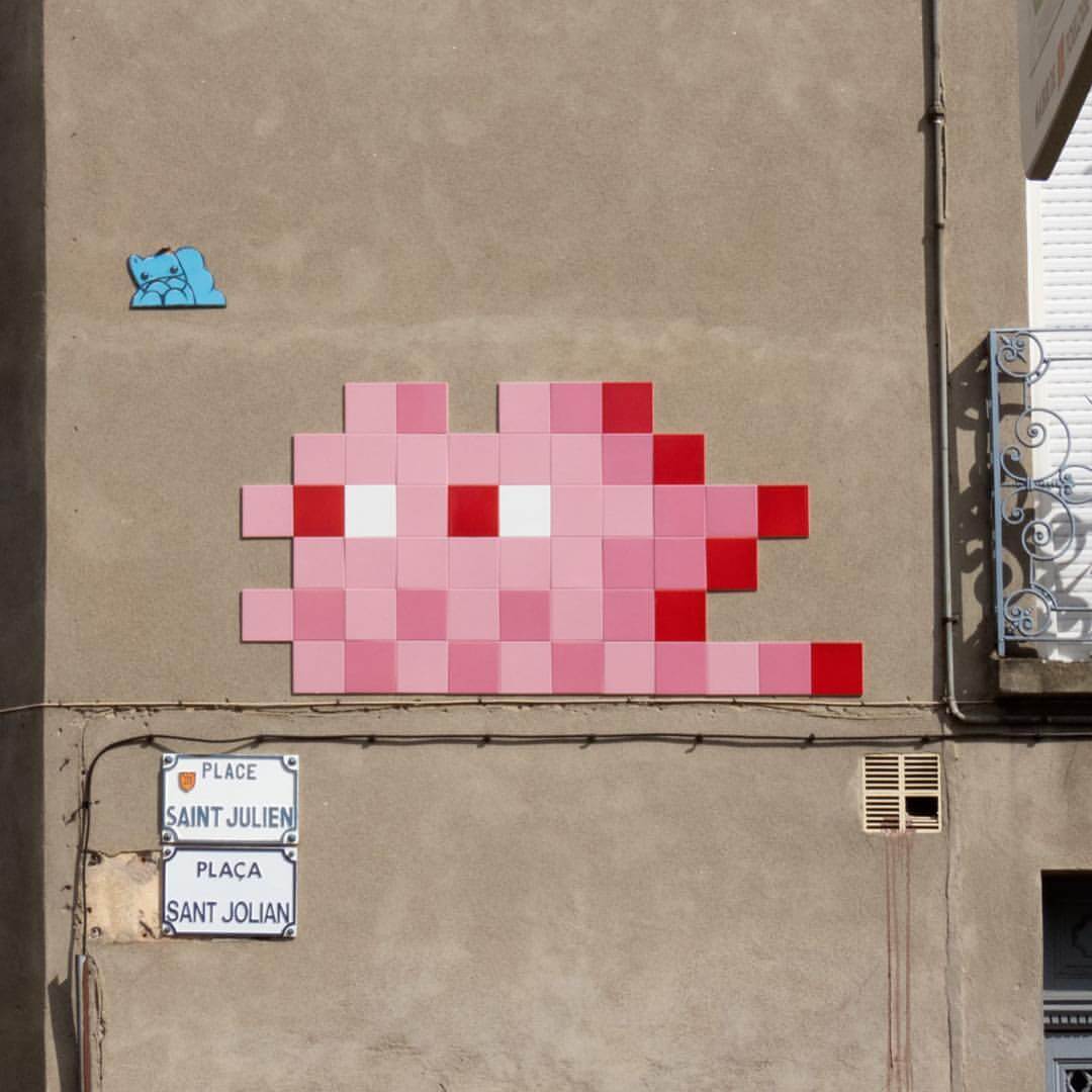 Space Invader s Pink Invasion Toulouse France 2016