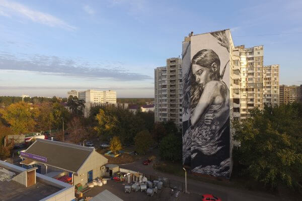 Paola Delfin, Art United Us Street Art Project, Kiev Photo credit @dronarium