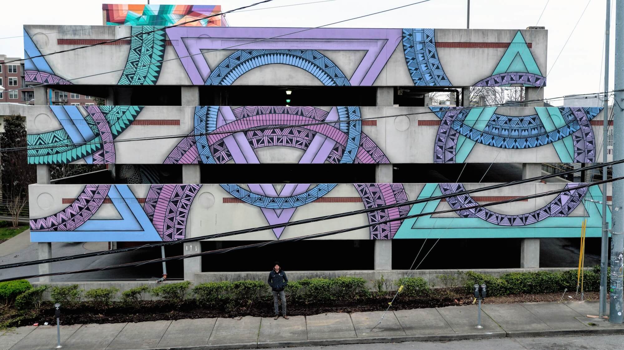 Chris Zidek uses Sacred Geometry to Create his Mural in Nashville, Tennessee 2018