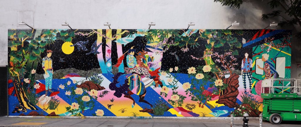 Beautiful new mural by Tomokazu Matsuyama on the iconic Houston Bowery Graffiti  Wall, New York 2019