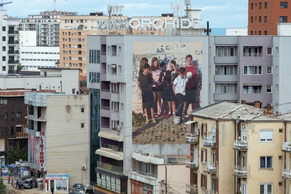Axel Void and Helen Bur. Mural Fest Kosovo / Void Projects 2020. Photo Credit Aruallan