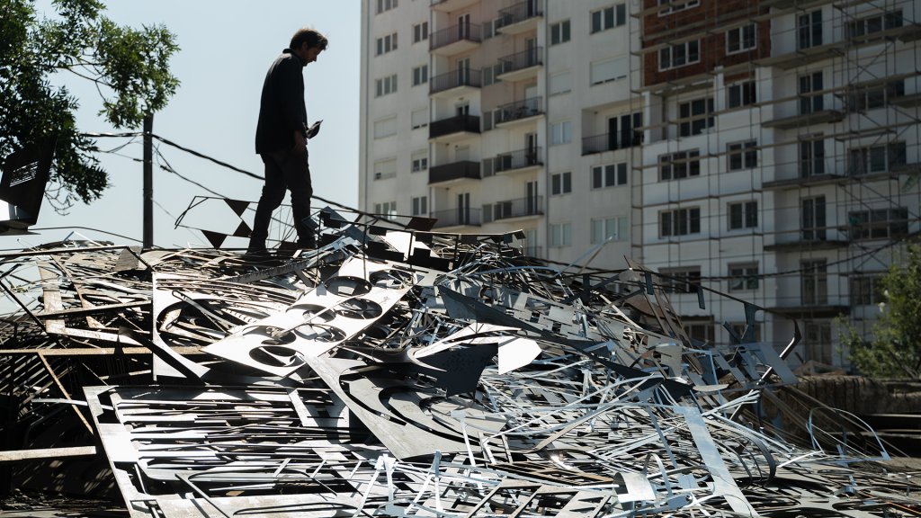 Michael Beitz. Mural Fest Kosovo / Void Projects 2020. Photo Credit Doug Gillen