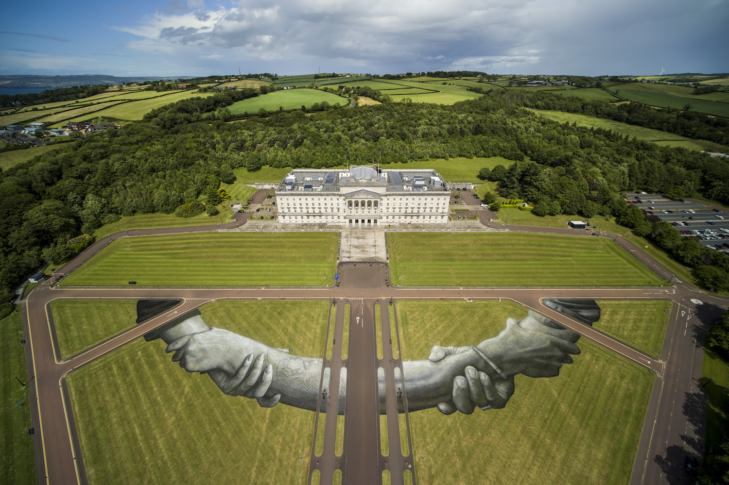 Artist Saype Extends the World’s Largest Human Chain to Northern Ireland, 2022
