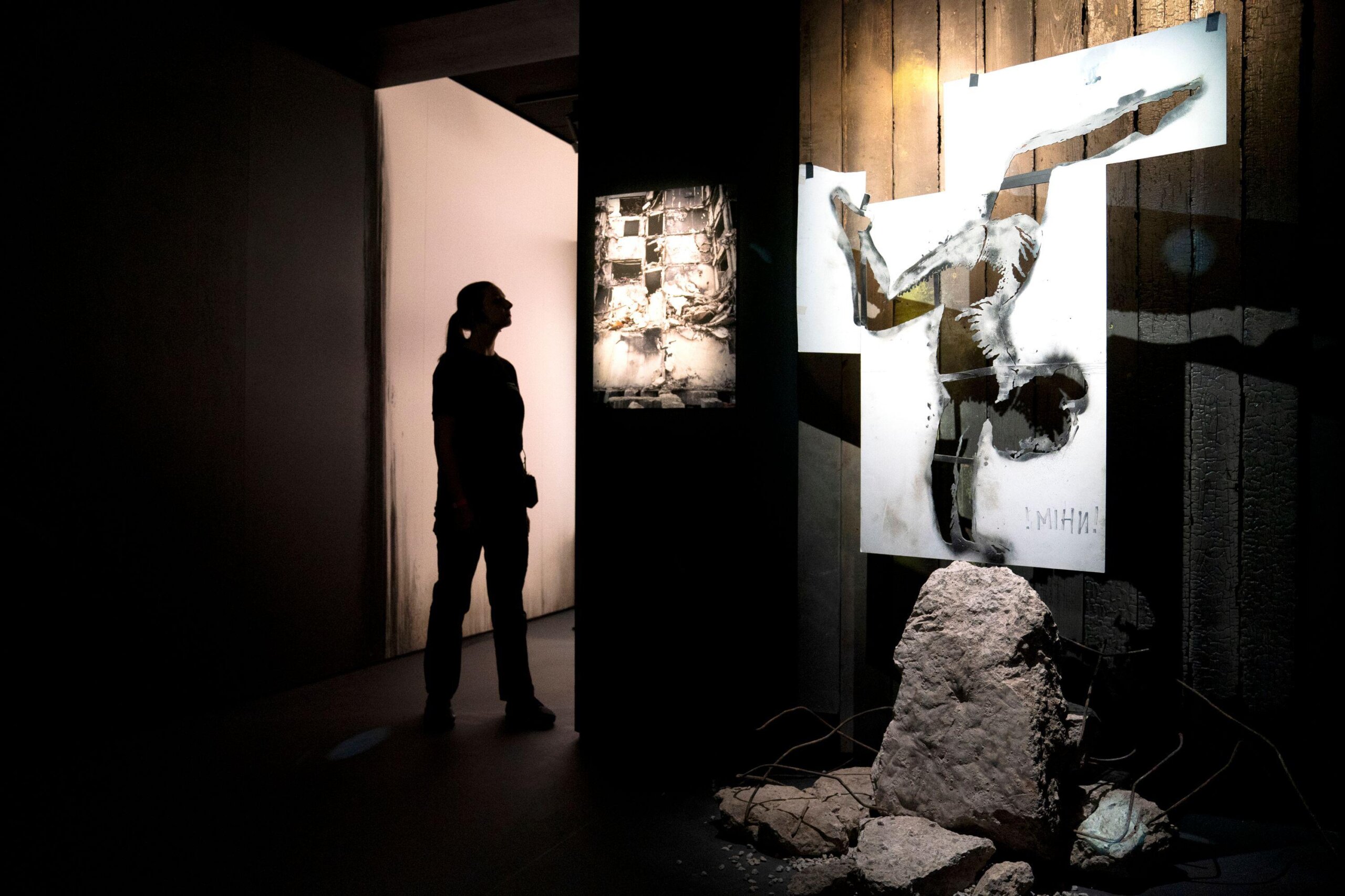 CUT & RUN' Banksy's NEW Exhibition spanning 25 years of iconic