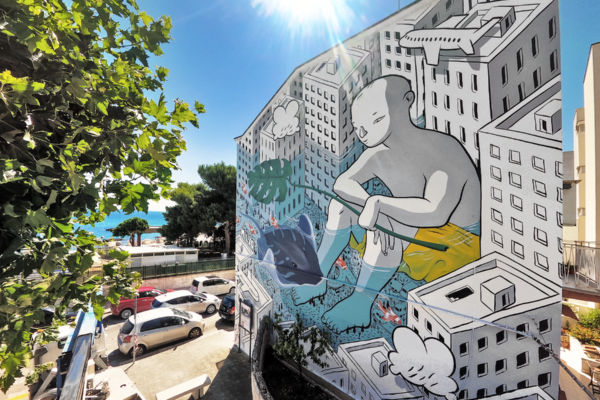 Beyond the Sea: Millo's New Mural in Monopoli, Italy. Image © Millo