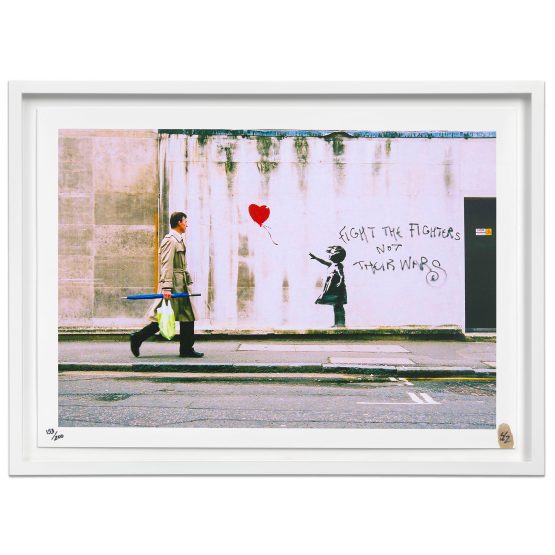 Steve Lazarides - Balloon Fight (Flight)